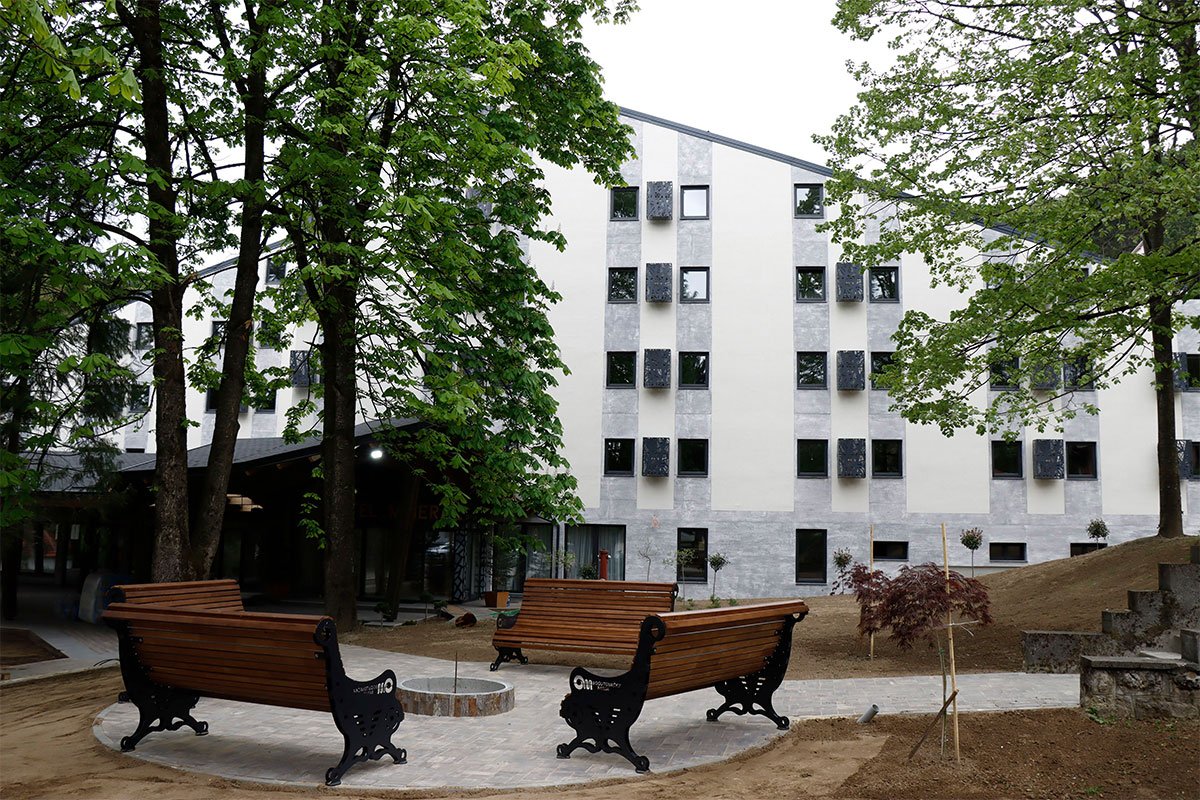 Hotel Mineral from outside